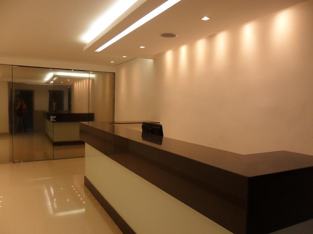 Lord Hotel Aeroporto Confins Vespasiano Bagian luar foto